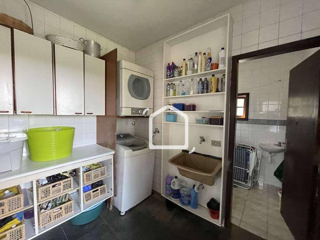 Casa de Condomínio à venda com 4 quartos, 220m² - Foto 40