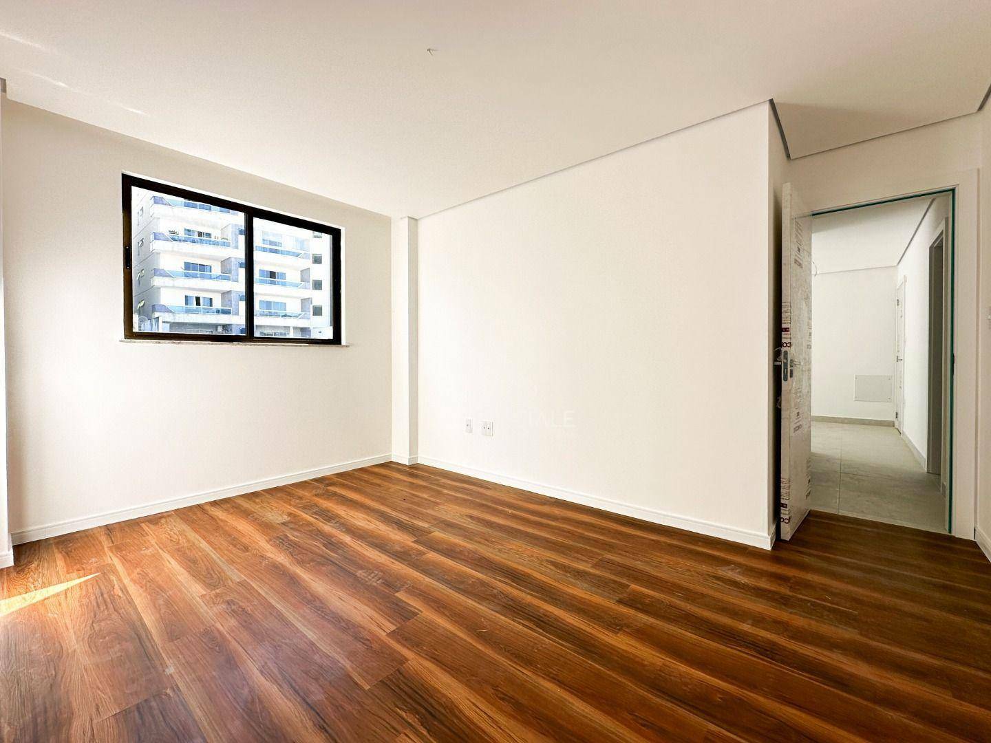 Apartamento à venda com 2 quartos, 65m² - Foto 14