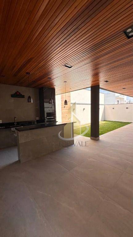 Sobrado à venda com 3 quartos, 252m² - Foto 4