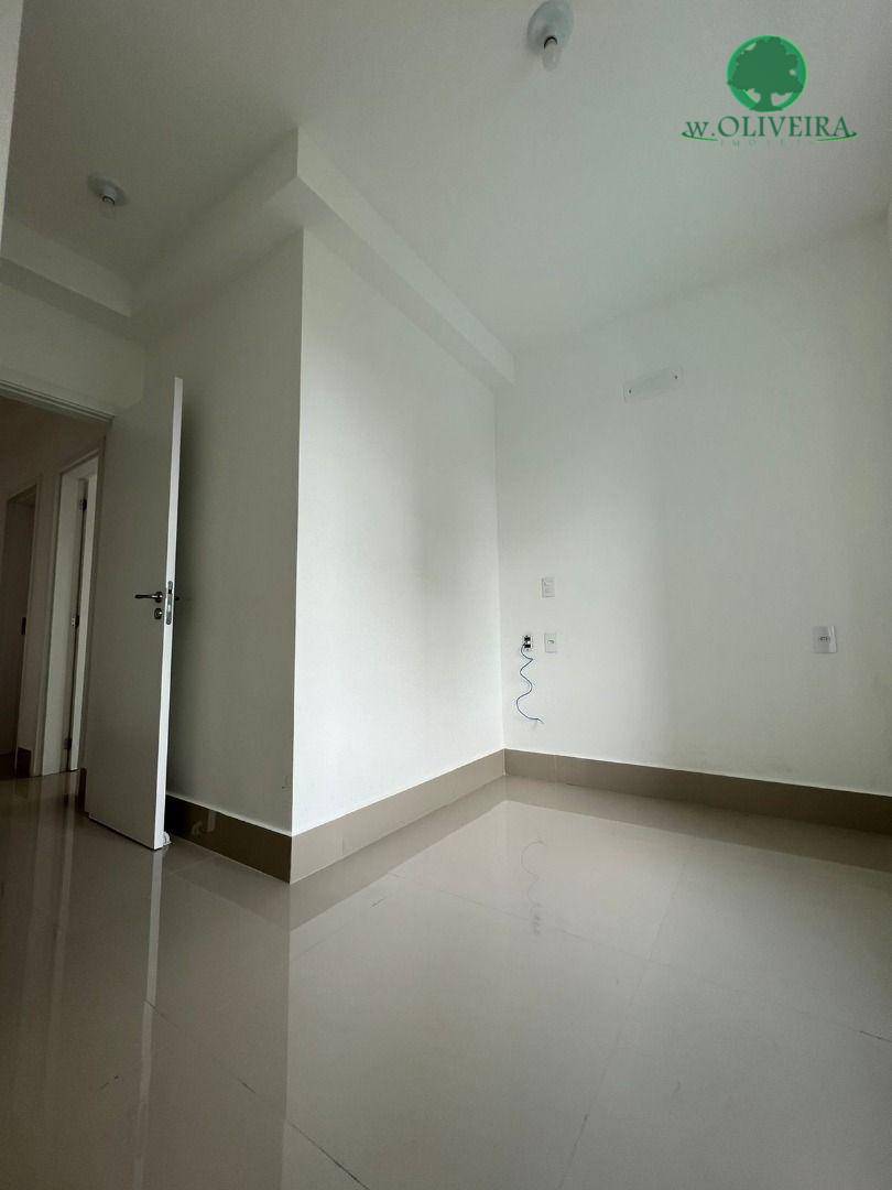 Apartamento para alugar com 3 quartos, 90m² - Foto 9