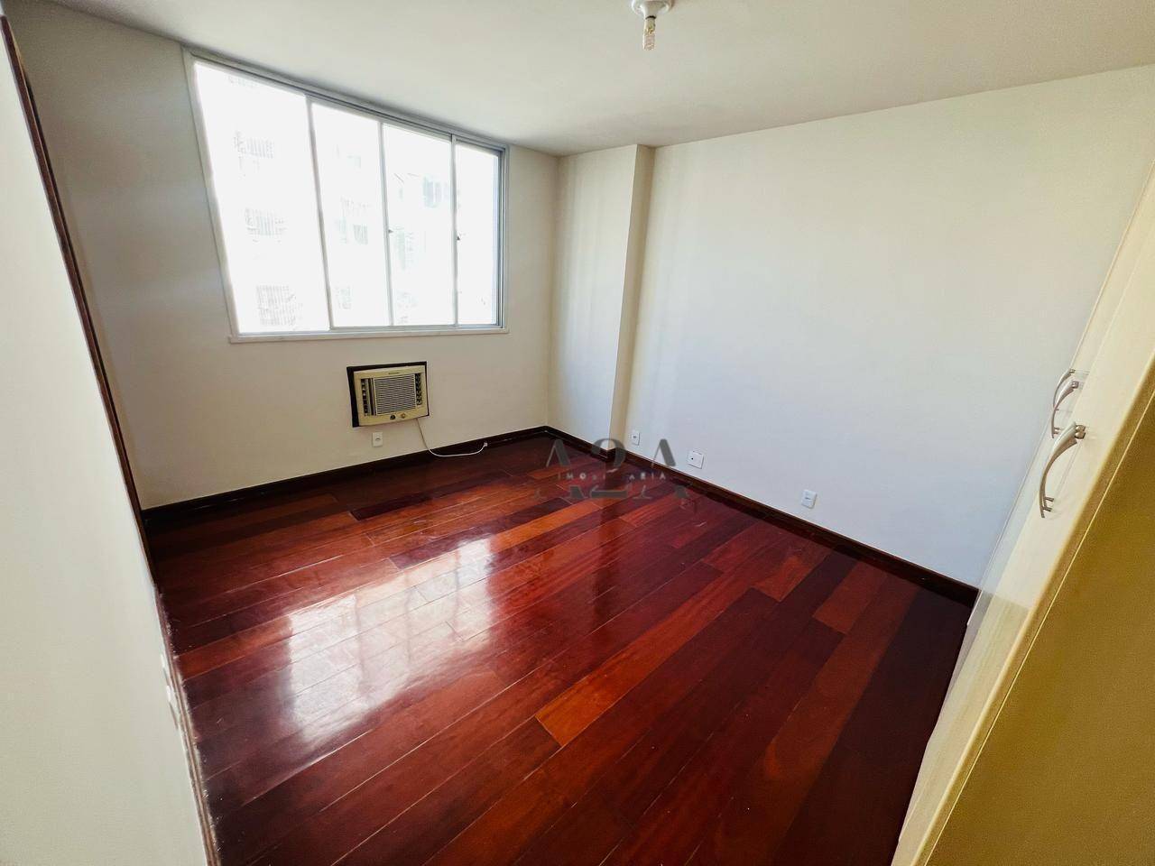 Apartamento à venda com 2 quartos, 93m² - Foto 14