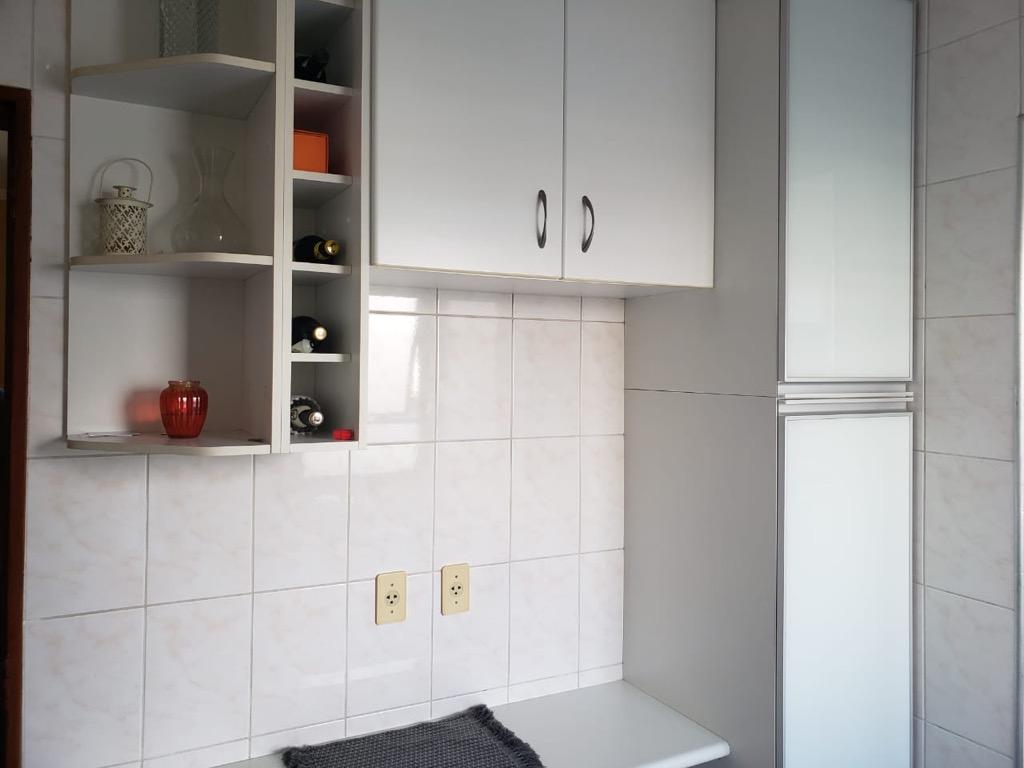 Apartamento à venda com 3 quartos, 88m² - Foto 4