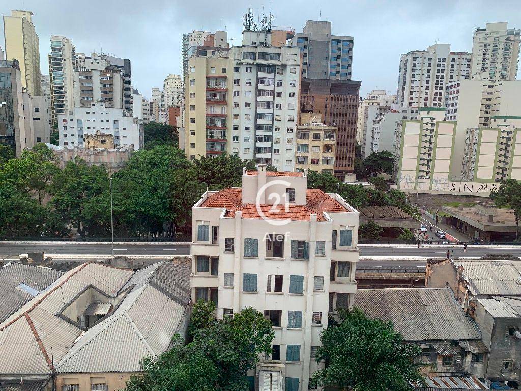 Apartamento para alugar com 2 quartos, 81m² - Foto 22