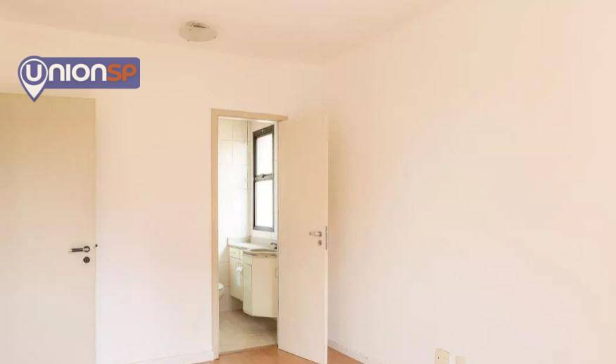 Apartamento à venda com 2 quartos, 64m² - Foto 7