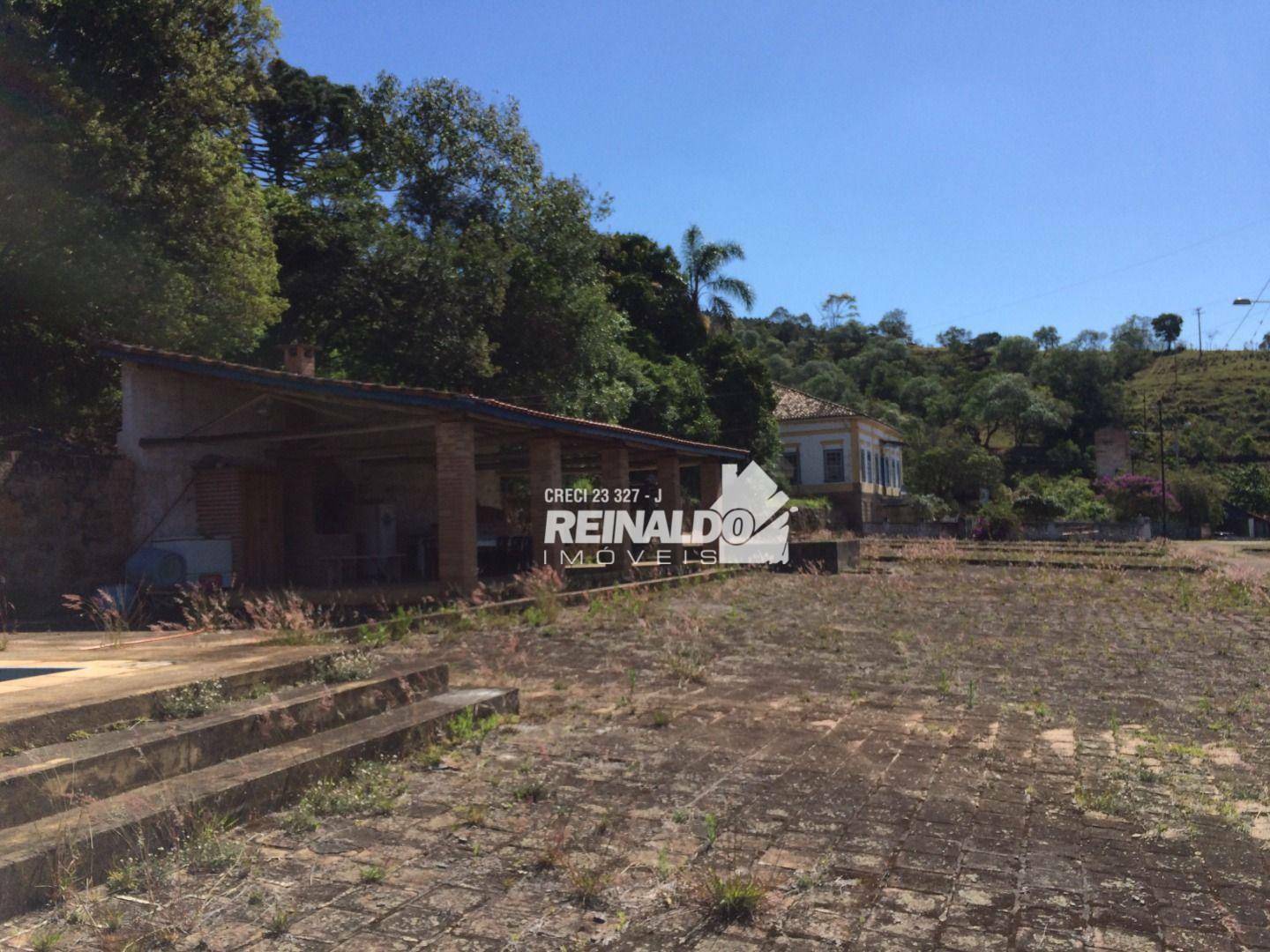 Fazenda à venda com 8 quartos, 950m² - Foto 51