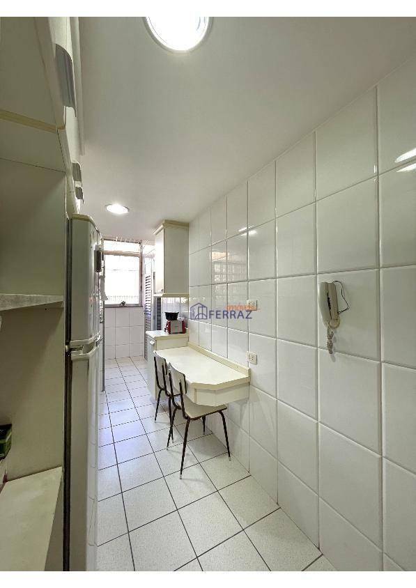 Apartamento à venda com 2 quartos, 85m² - Foto 27