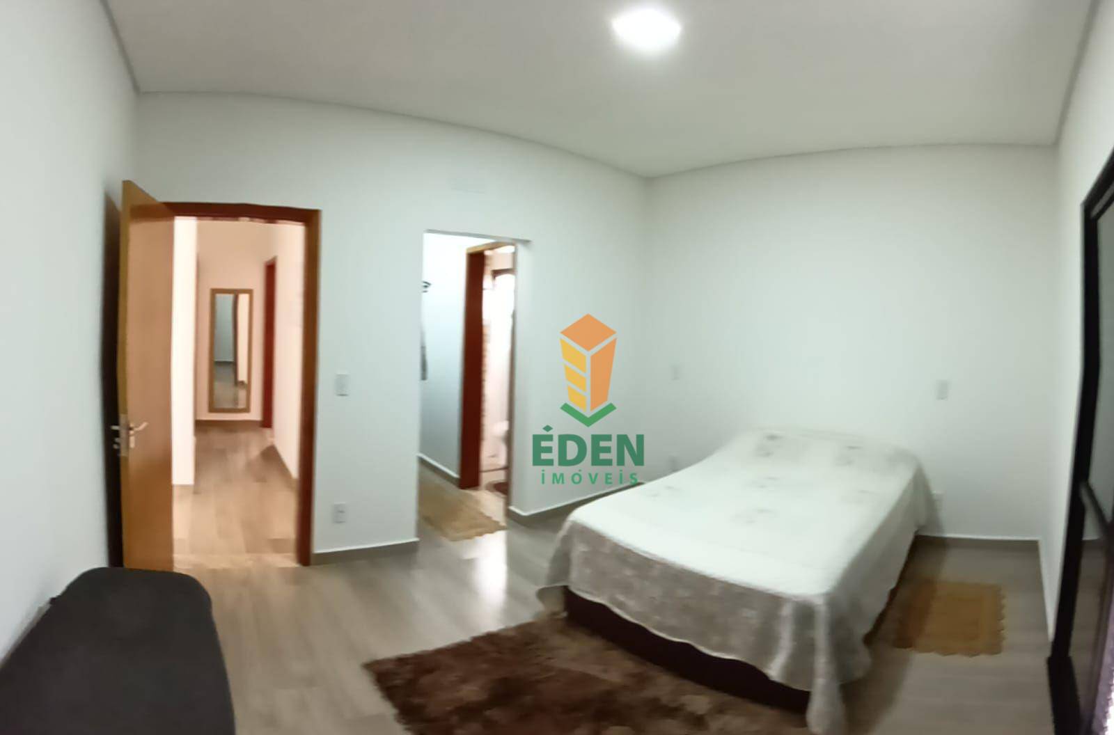 Casa à venda com 3 quartos, 200M2 - Foto 6