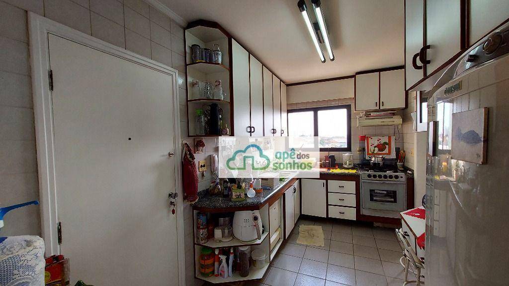 Apartamento à venda com 3 quartos, 99m² - Foto 11