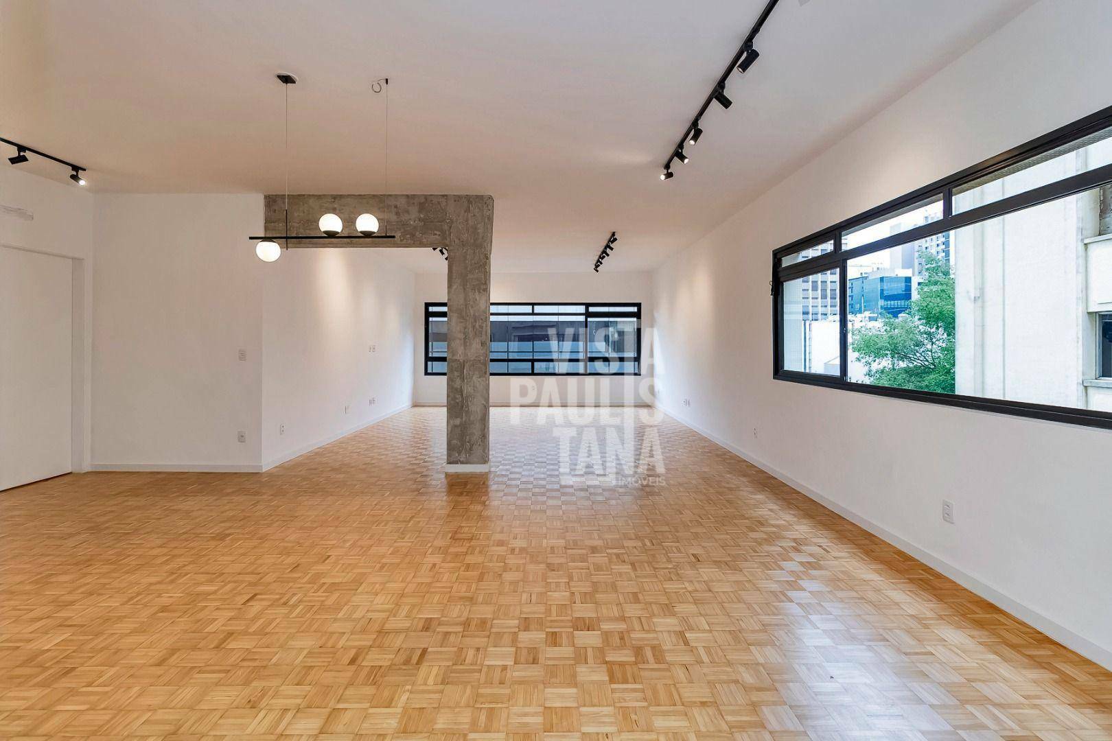 Apartamento à venda com 3 quartos, 220m² - Foto 1