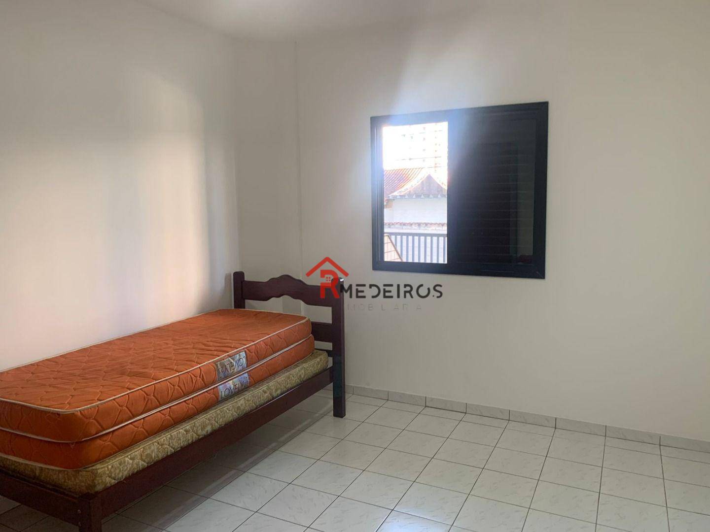 Apartamento à venda com 1 quarto, 45m² - Foto 9