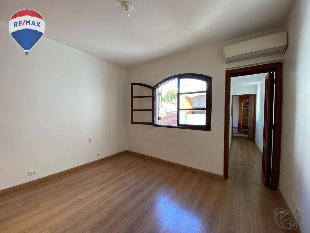 Casa para alugar com 5 quartos, 282m² - Foto 45