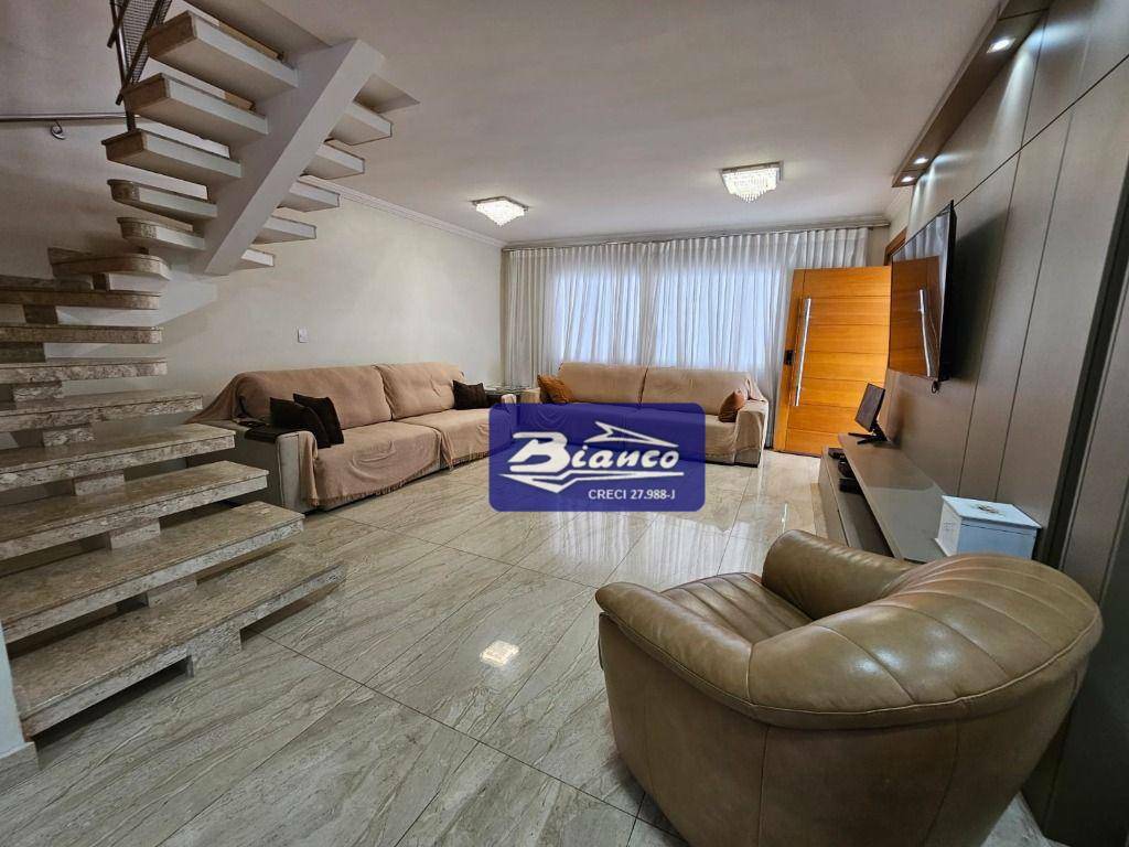 Sobrado à venda com 3 quartos, 200m² - Foto 5