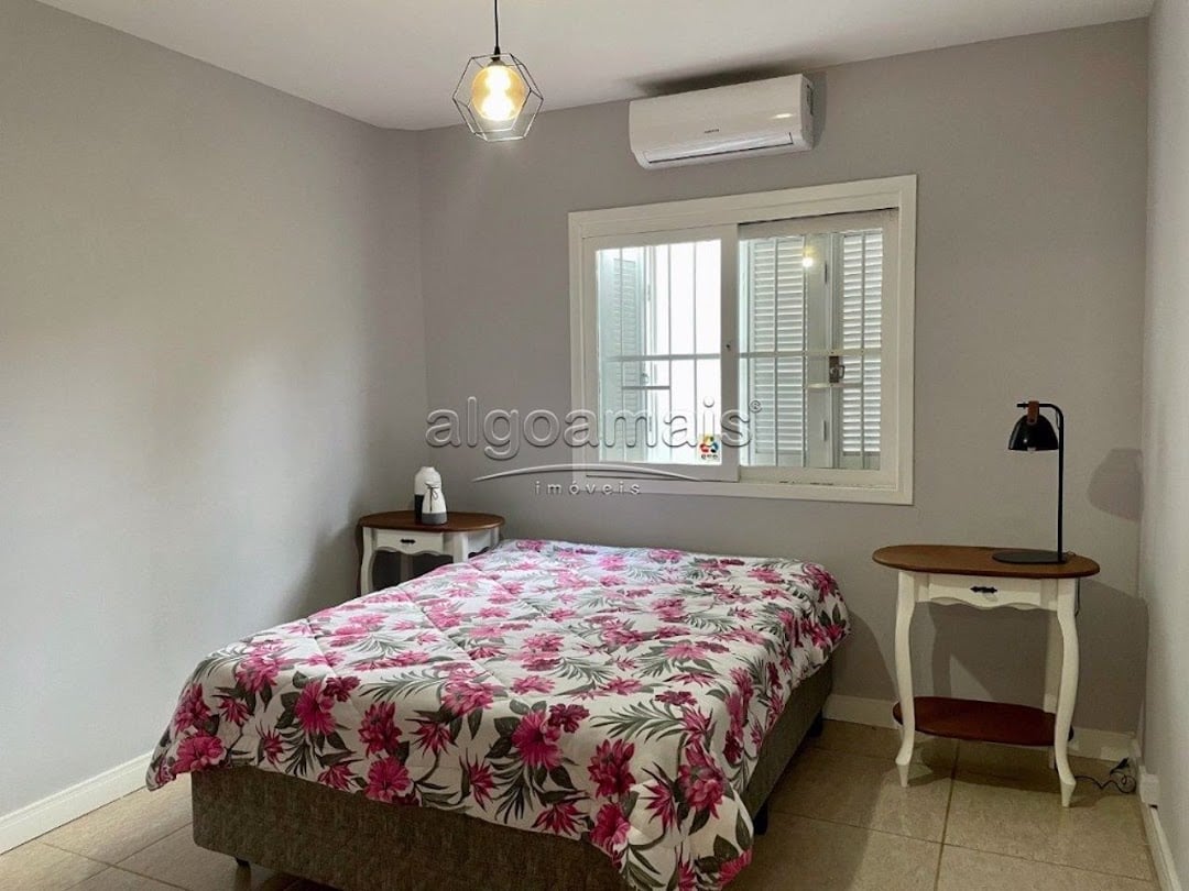 Casa à venda com 3 quartos, 154m² - Foto 11