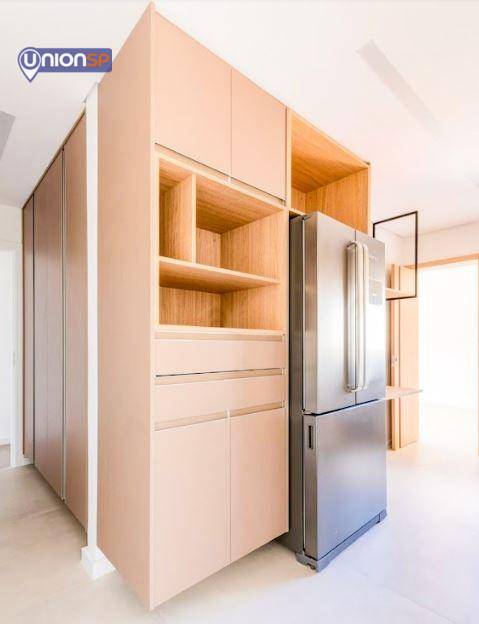 Apartamento à venda com 3 quartos, 137m² - Foto 13