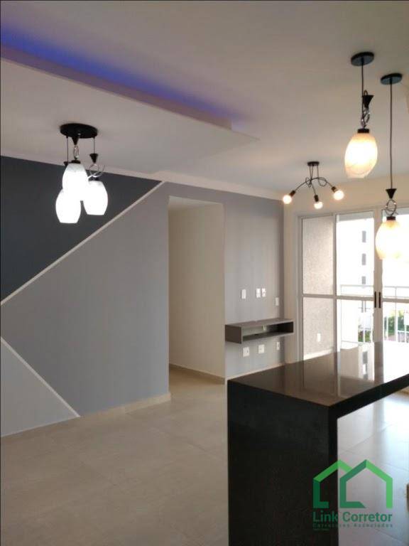 Apartamento à venda com 3 quartos, 71m² - Foto 2