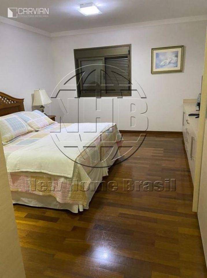 Apartamento à venda com 3 quartos, 264m² - Foto 18