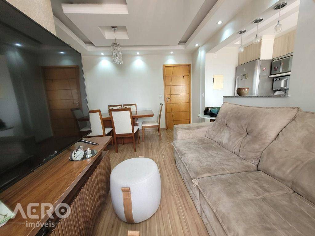 Apartamento à venda com 2 quartos, 55m² - Foto 13