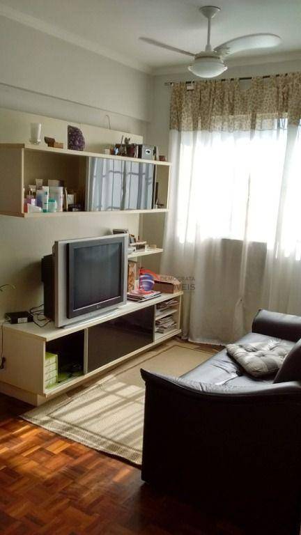 Apartamento à venda com 2 quartos, 56m² - Foto 2