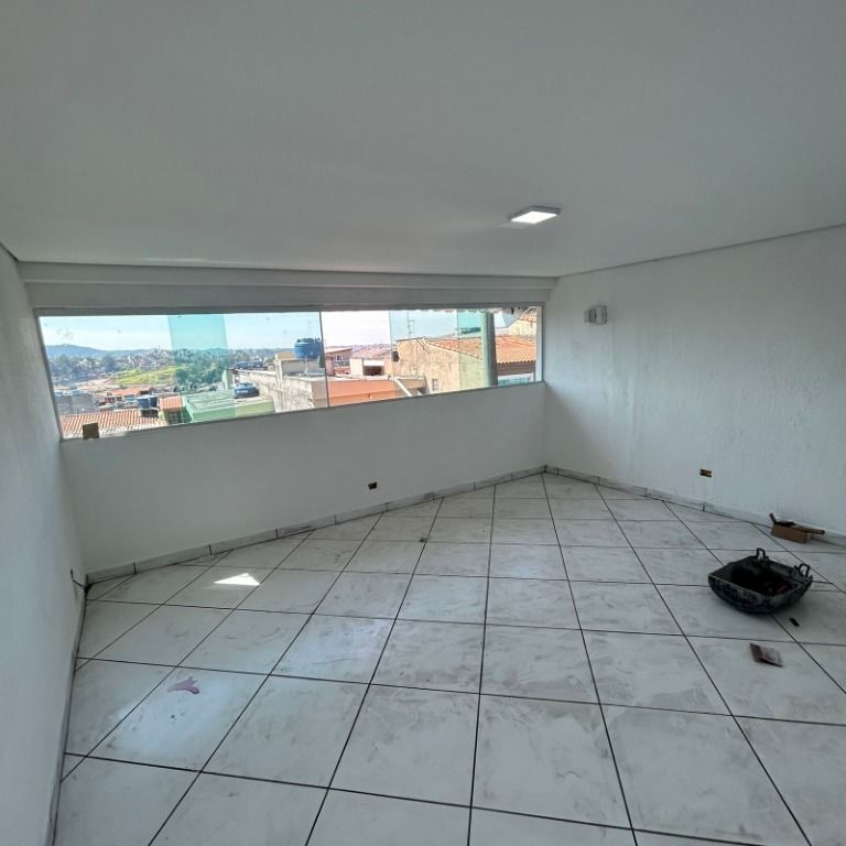 Casa para alugar com 1 quarto, 60m² - Foto 8