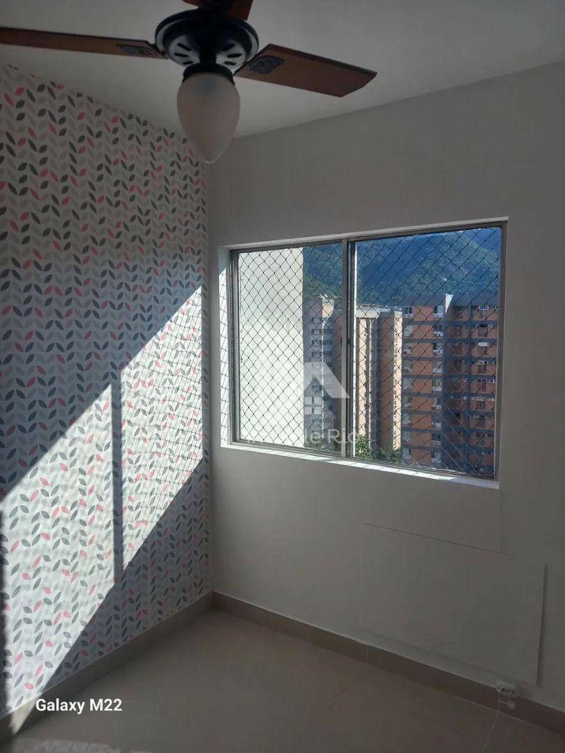 Apartamento à venda com 2 quartos, 70m² - Foto 6