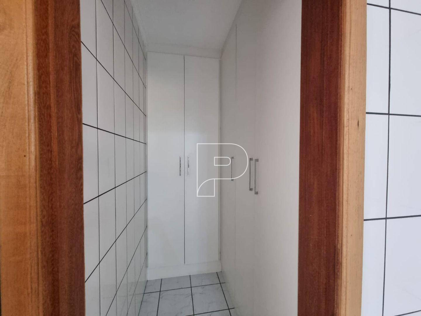 Casa para alugar com 4 quartos, 329m² - Foto 16