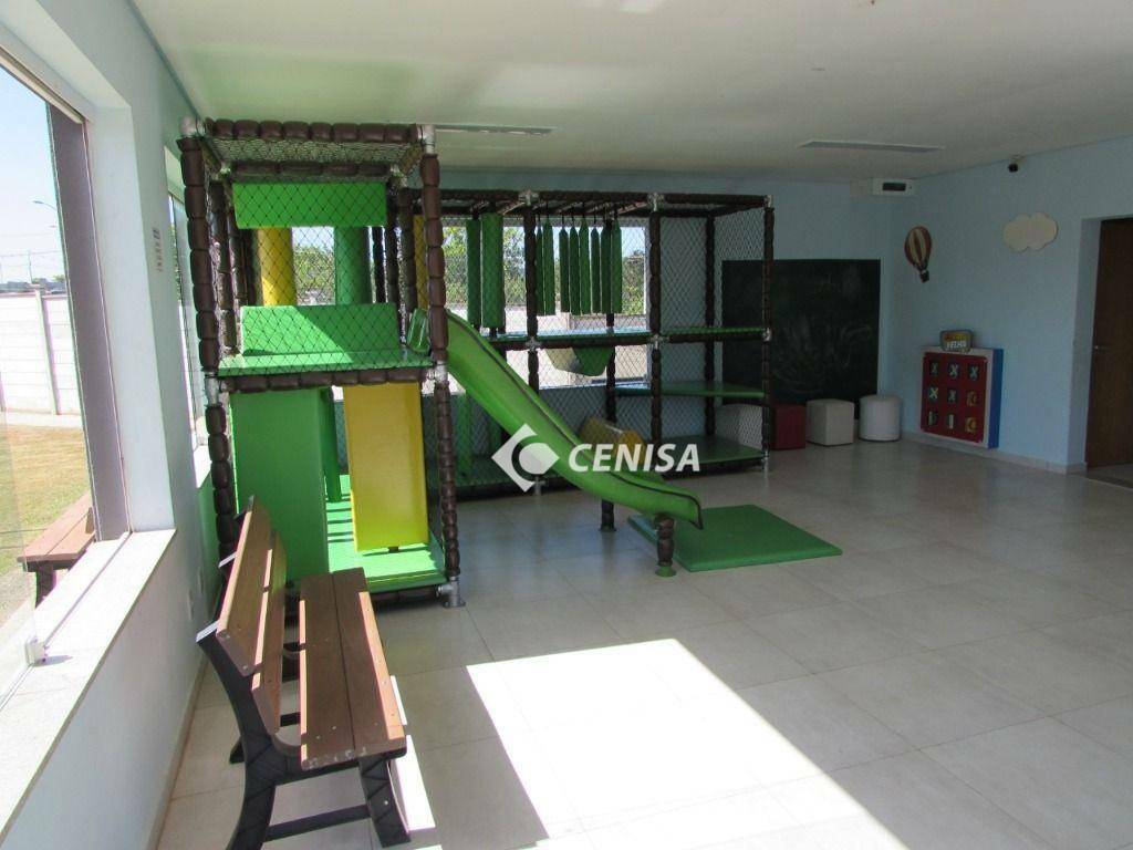 Casa de Condomínio à venda com 3 quartos, 198m² - Foto 2