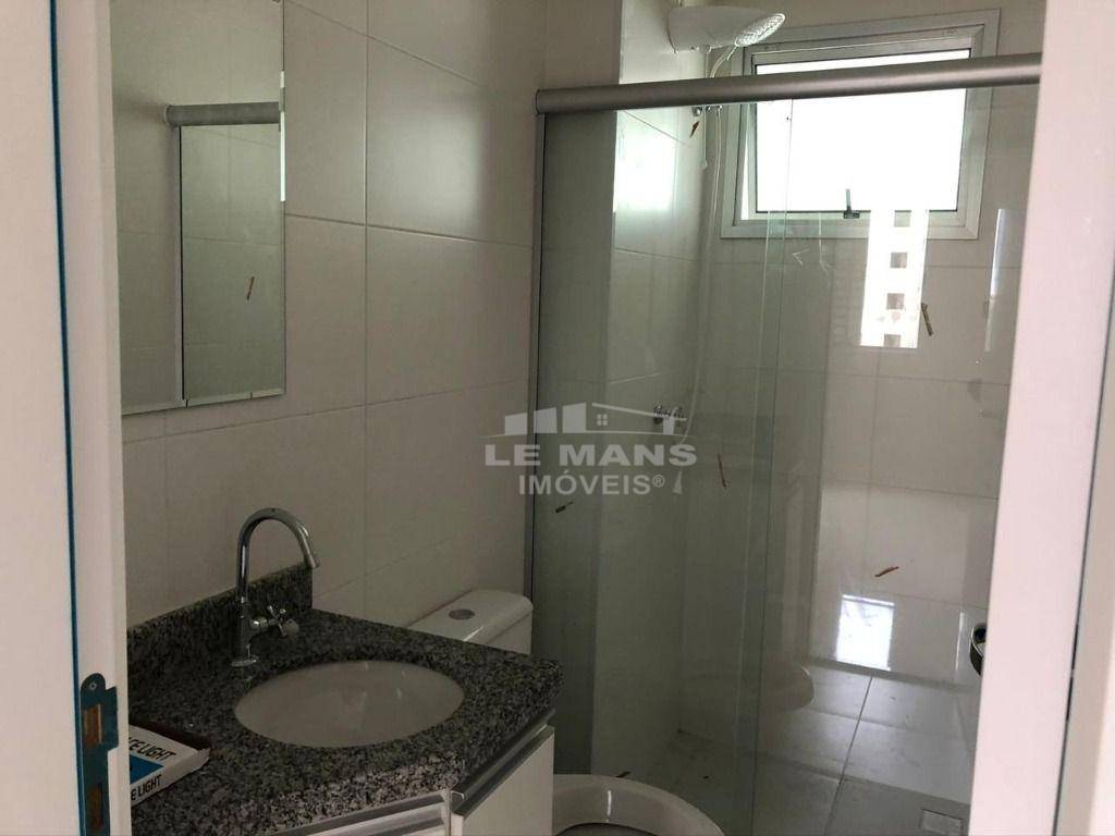 Apartamento à venda com 3 quartos, 70m² - Foto 11