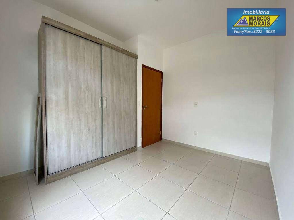 Casa de Condomínio para alugar com 3 quartos, 100m² - Foto 13