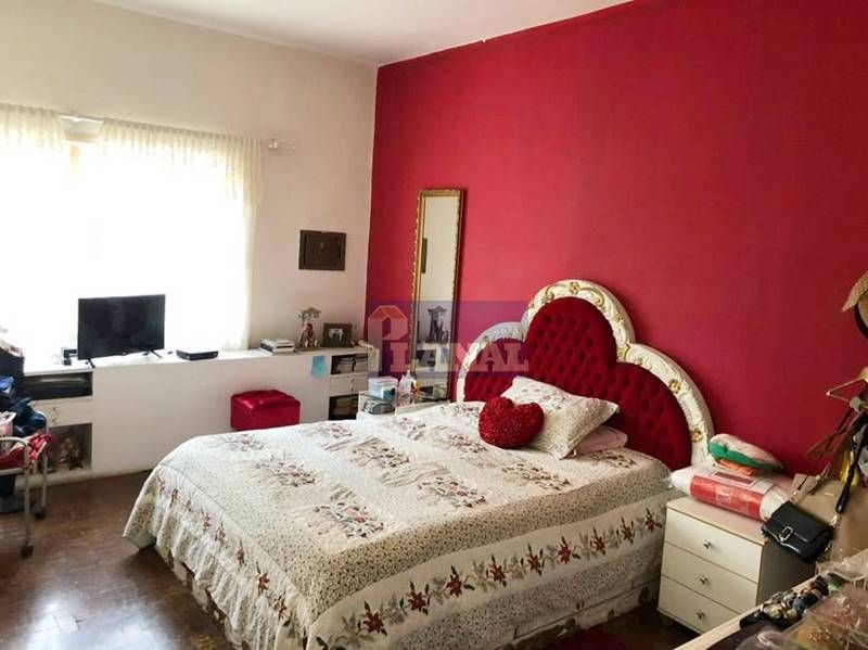 Sobrado à venda com 5 quartos, 300m² - Foto 4