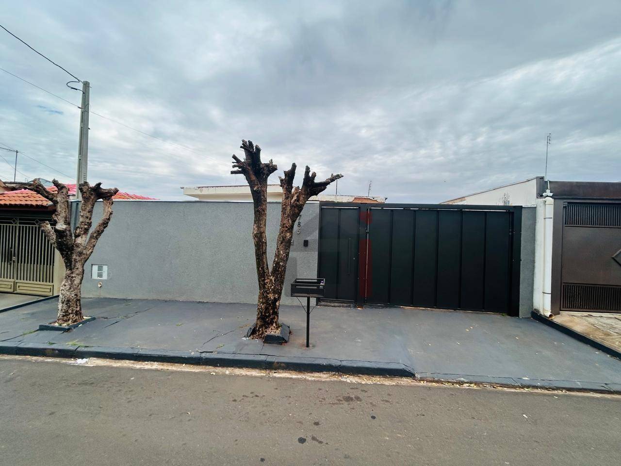 Casa, 3 quartos, 177 m² - Foto 1