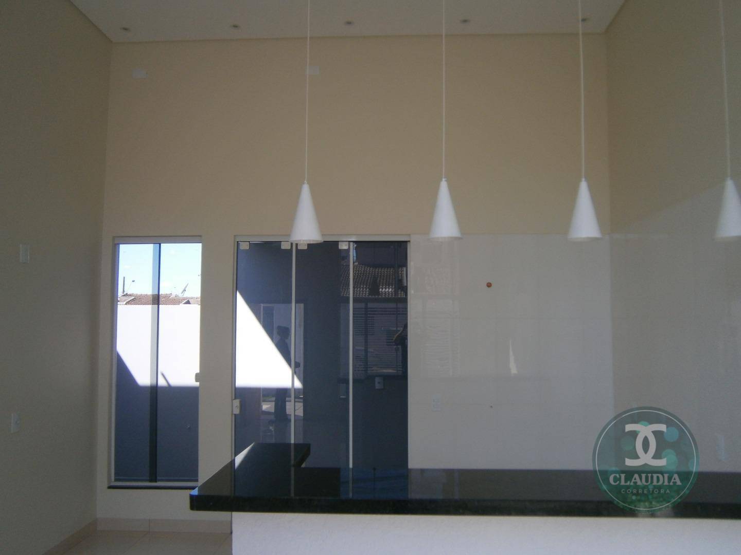 Casa à venda com 2 quartos, 70m² - Foto 17