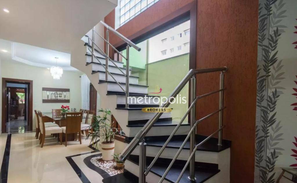 Sobrado à venda e aluguel com 3 quartos, 260m² - Foto 12