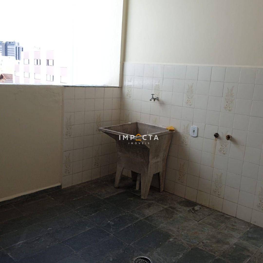 Apartamento para alugar com 3 quartos, 153m² - Foto 20