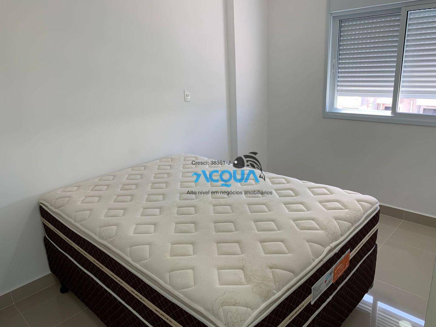 Apartamento à venda com 3 quartos, 100m² - Foto 4