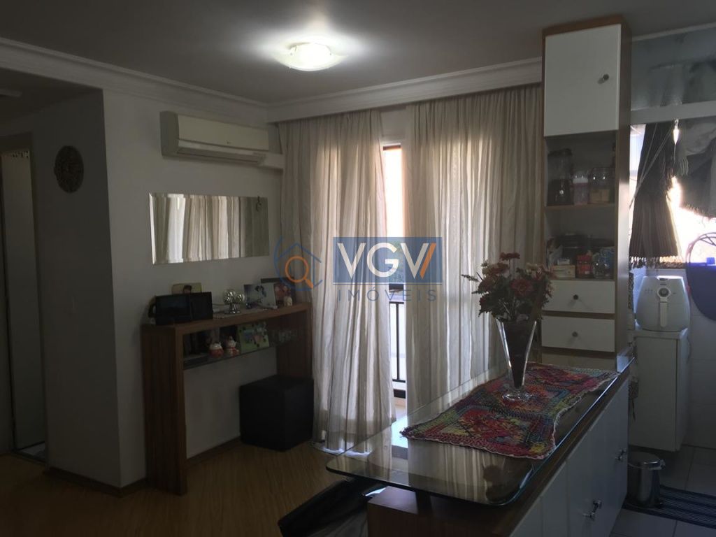 Apartamento à venda com 2 quartos, 50m² - Foto 4