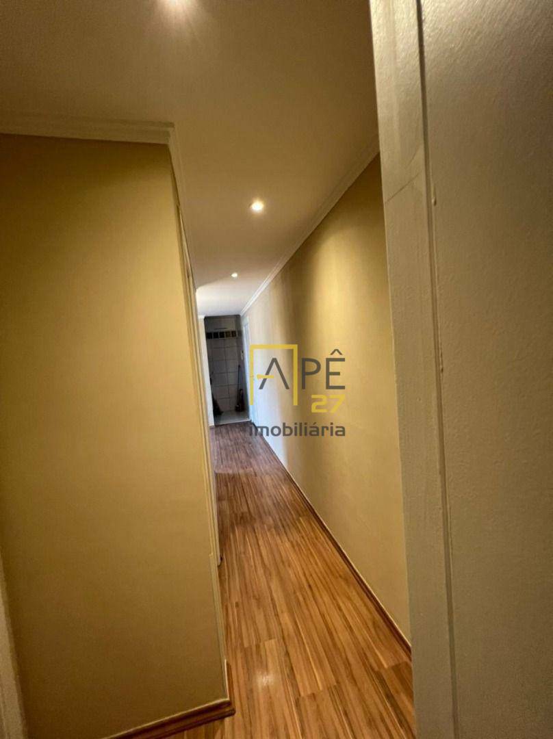 Apartamento à venda com 2 quartos, 47m² - Foto 11