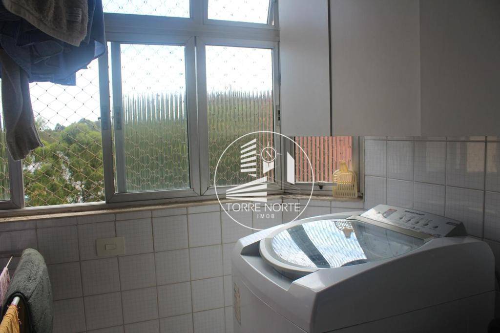 Apartamento à venda com 2 quartos, 70m² - Foto 12