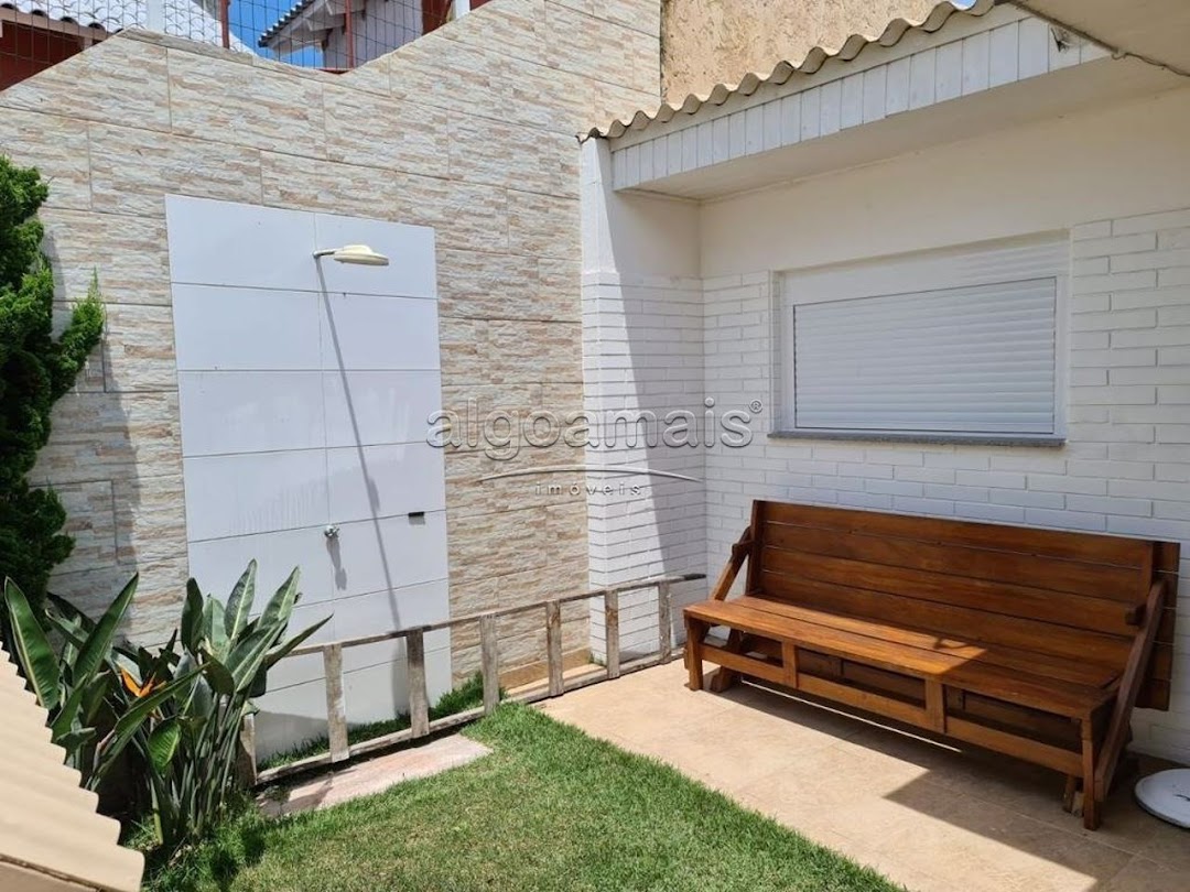 Casa à venda com 3 quartos, 180m² - Foto 4