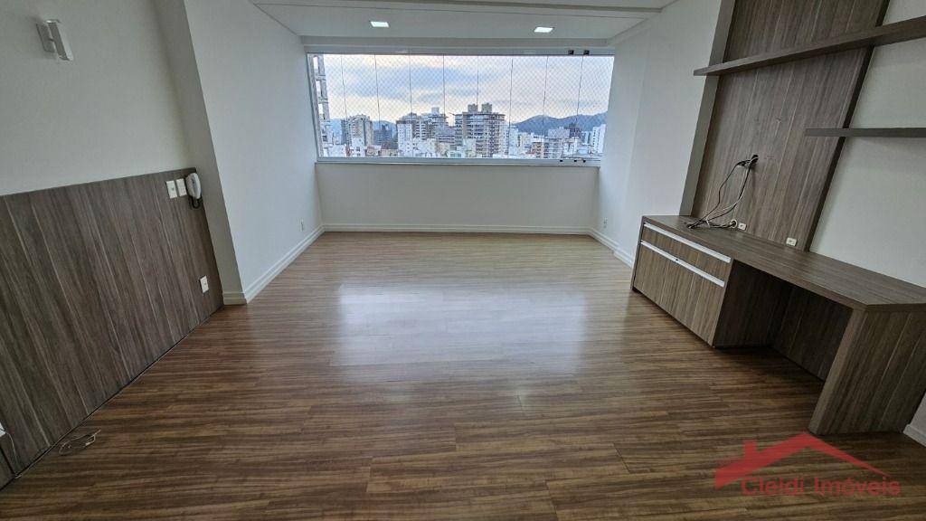 Apartamento à venda com 4 quartos, 264m² - Foto 20