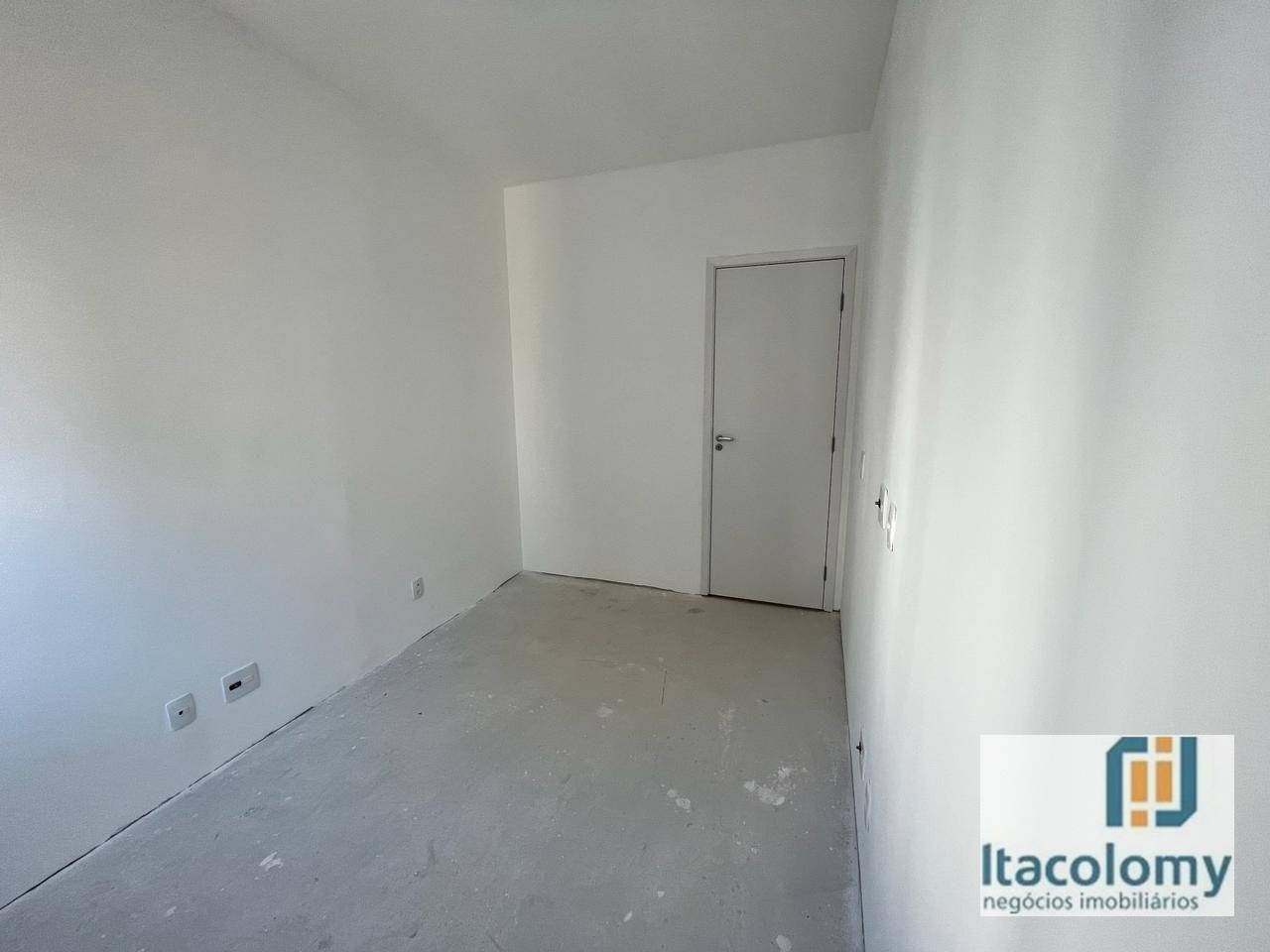 Apartamento à venda com 3 quartos, 88m² - Foto 3