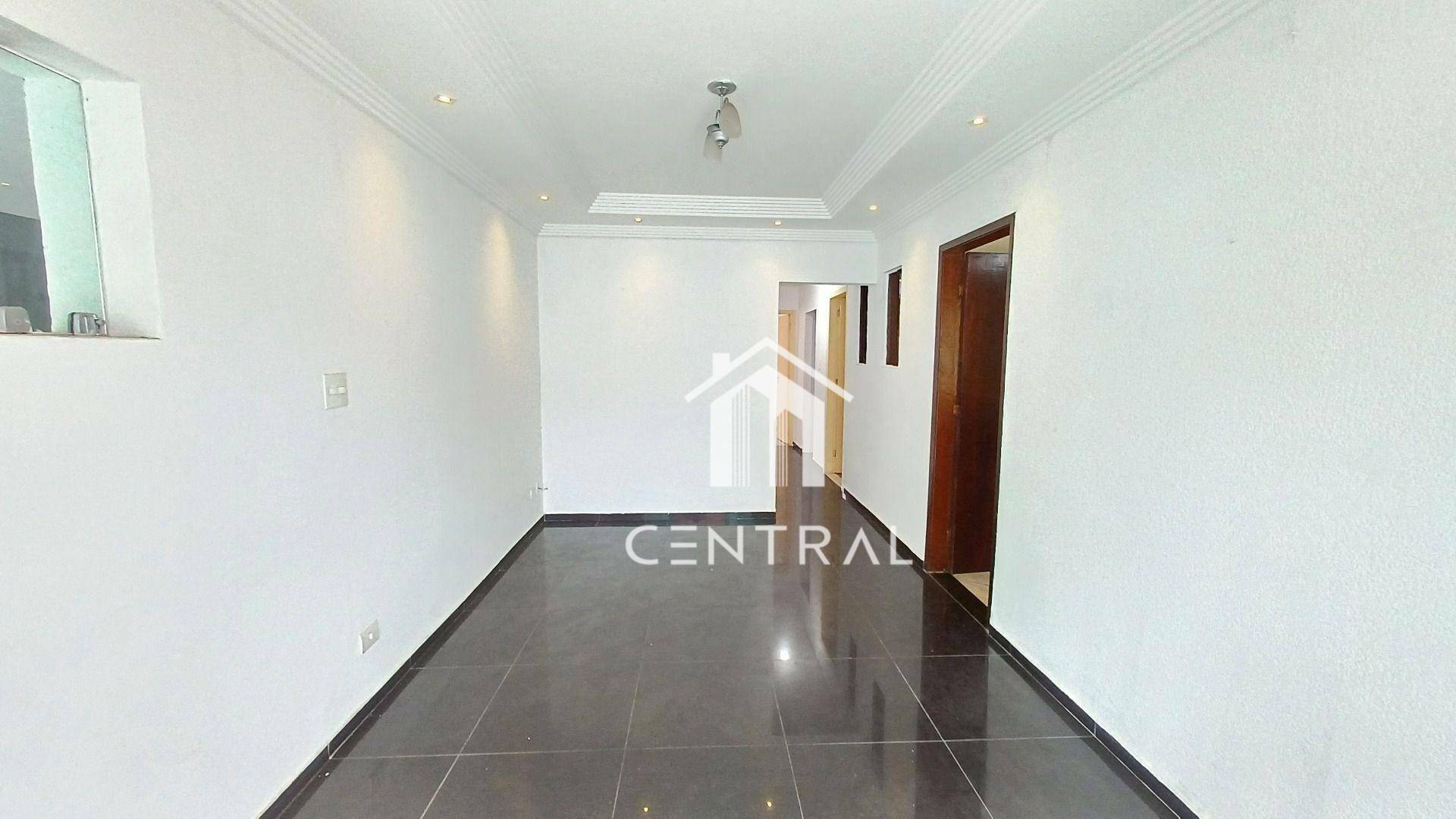 Casa para alugar com 5 quartos, 130m² - Foto 4