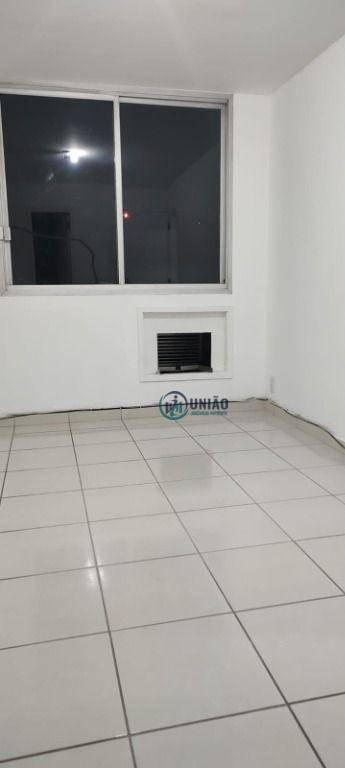 Apartamento à venda com 2 quartos, 73m² - Foto 6