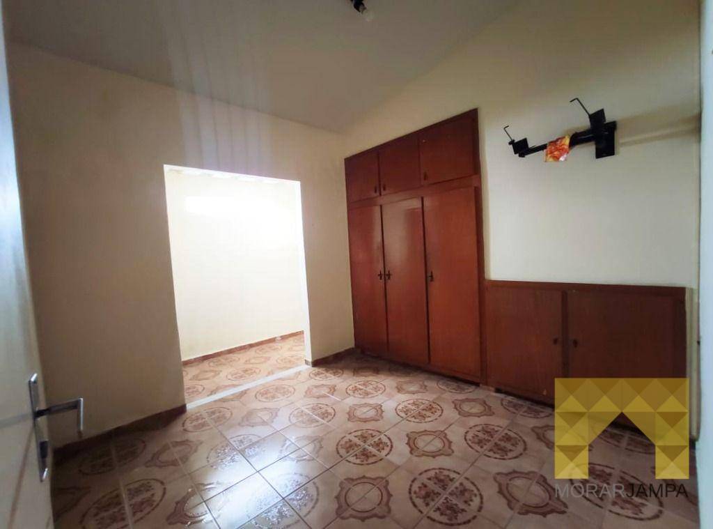 Casa à venda com 4 quartos, 330m² - Foto 18