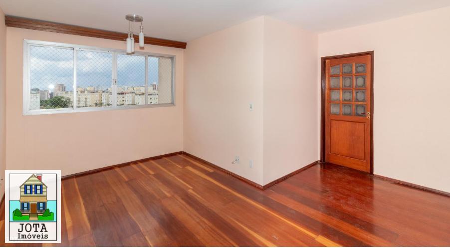 Apartamento à venda com 3 quartos, 100m² - Foto 2