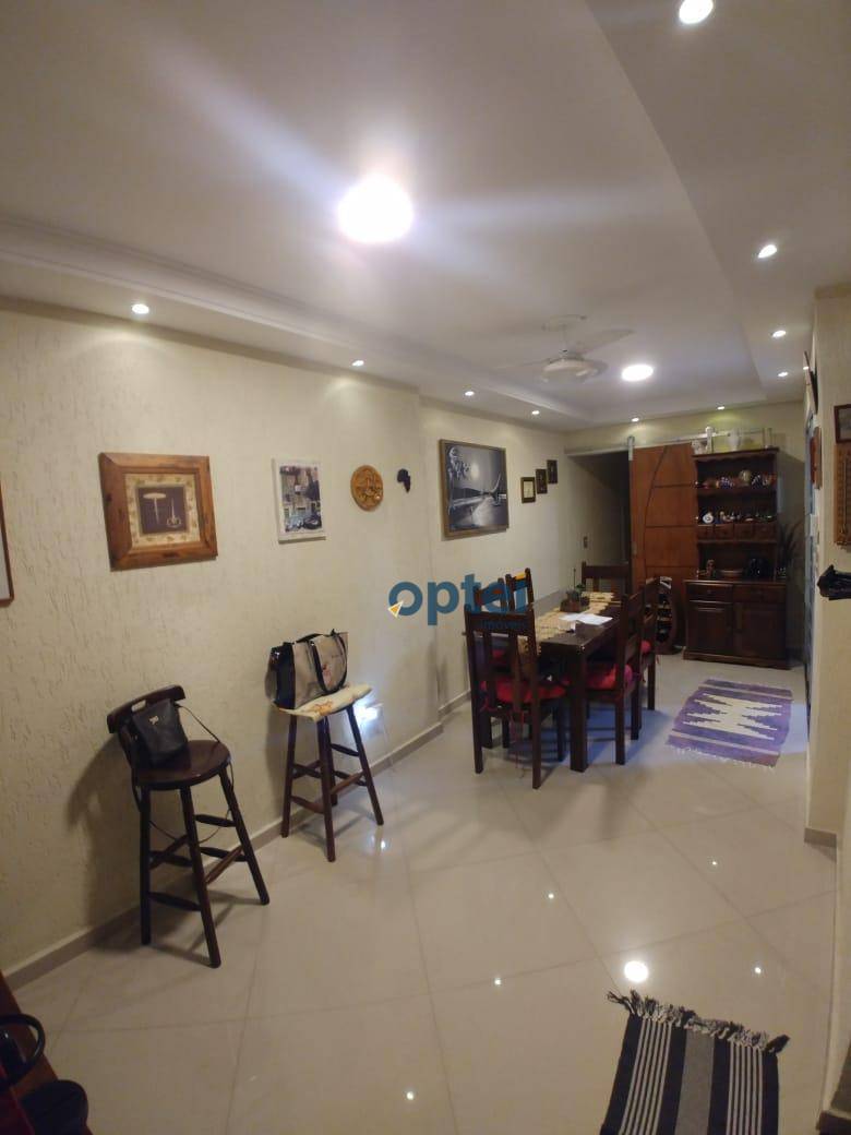 Casa à venda com 3 quartos, 300m² - Foto 17