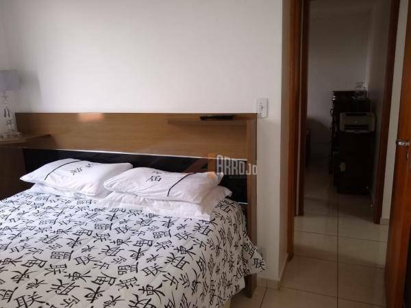 Apartamento à venda com 2 quartos, 51m² - Foto 4