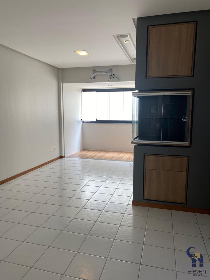 Apartamento à venda com 3 quartos, 79m² - Foto 5