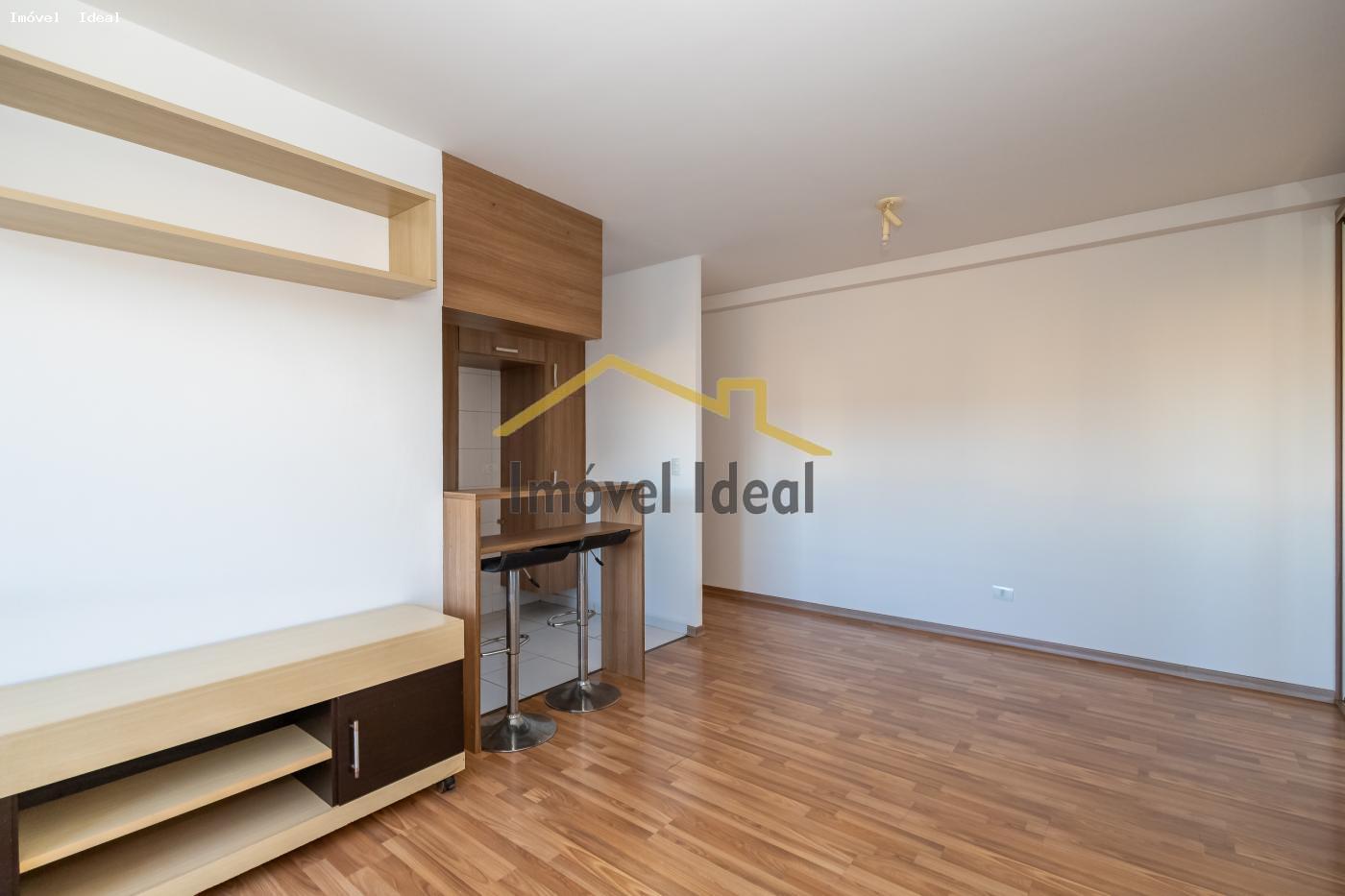 Apartamento à venda com 3 quartos, 75m² - Foto 2