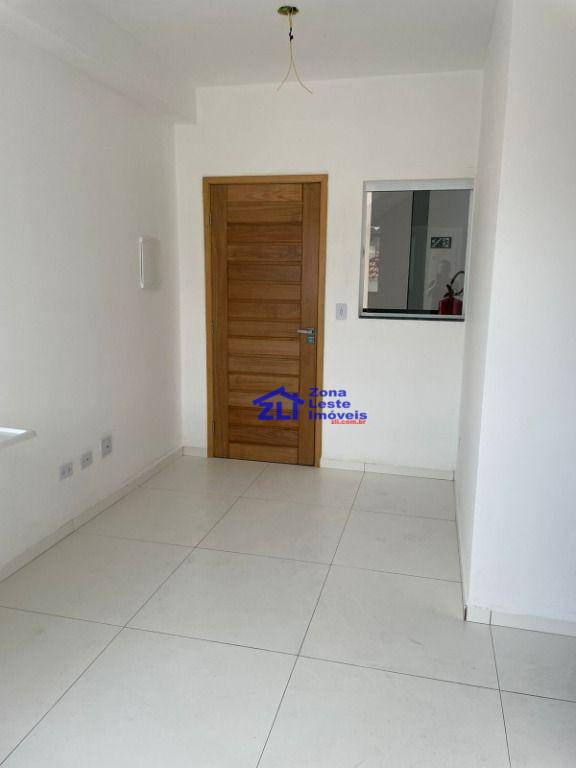 Apartamento à venda com 2 quartos, 40m² - Foto 11