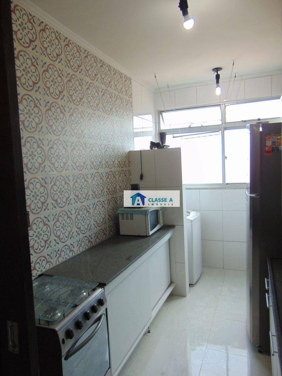 Apartamento à venda com 2 quartos, 76m² - Foto 9